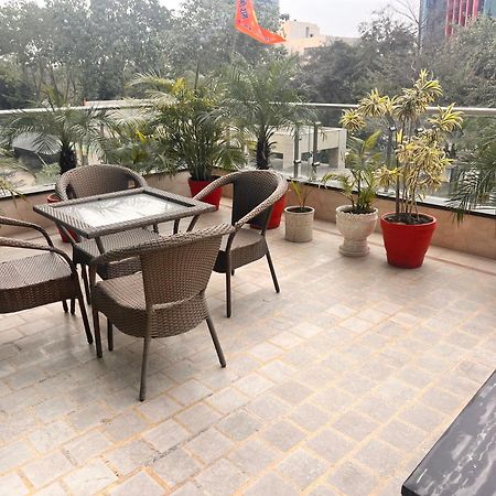 Gazebo Inn & Suites Medanta Gurgaon Dış mekan fotoğraf